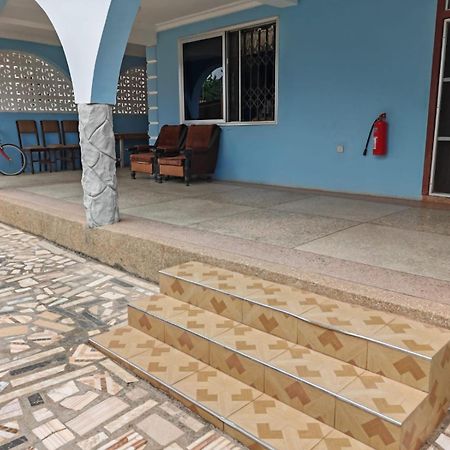Elizz Guest House Janman Buitenkant foto