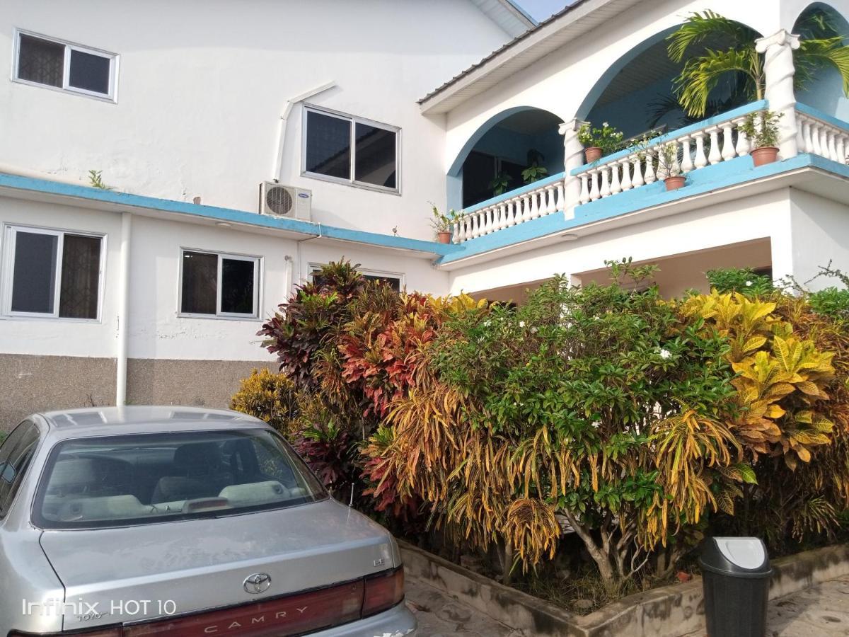 Elizz Guest House Janman Buitenkant foto
