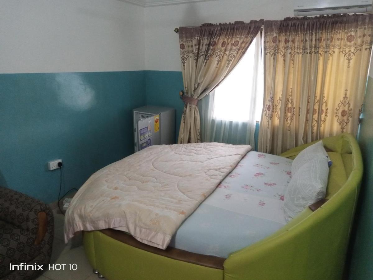 Elizz Guest House Janman Buitenkant foto