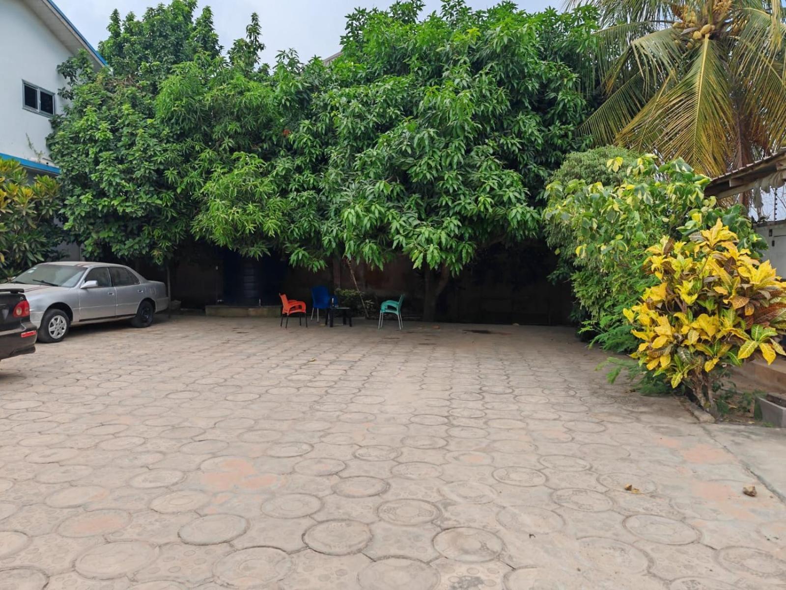Elizz Guest House Janman Buitenkant foto