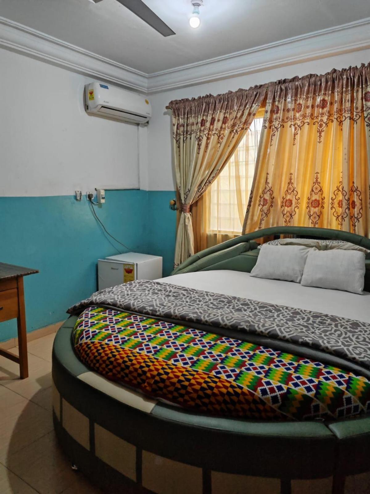 Elizz Guest House Janman Buitenkant foto