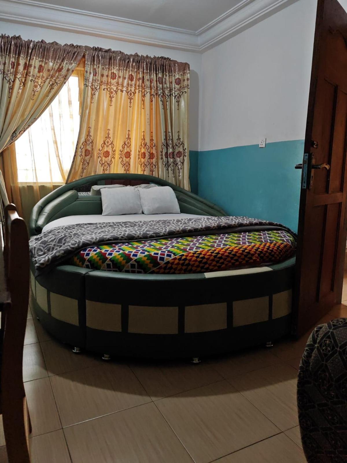 Elizz Guest House Janman Buitenkant foto
