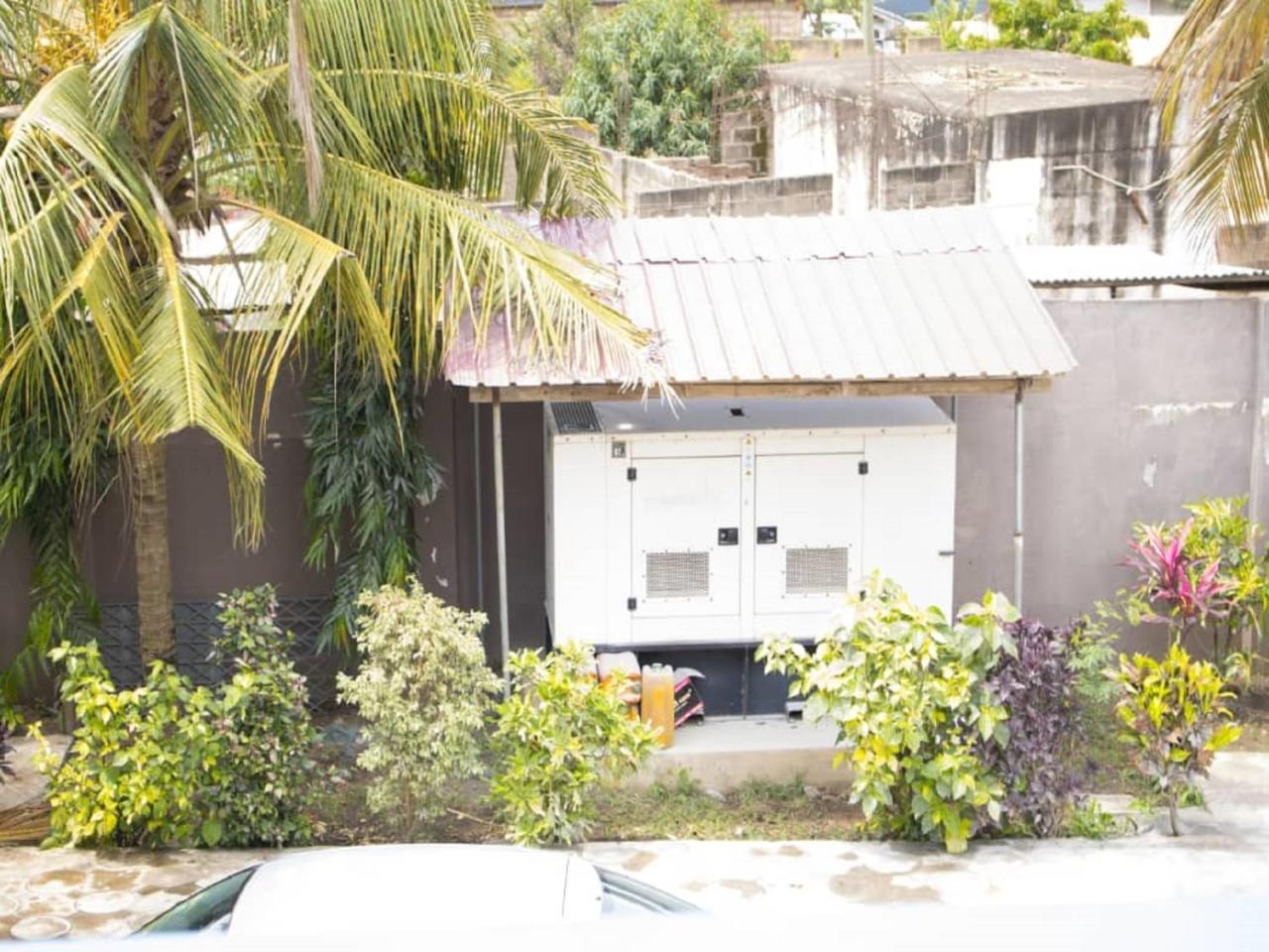 Elizz Guest House Janman Buitenkant foto