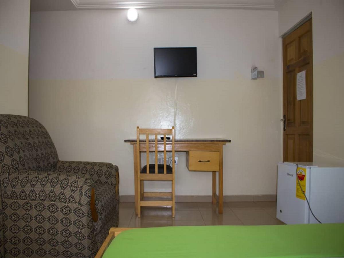 Elizz Guest House Janman Buitenkant foto