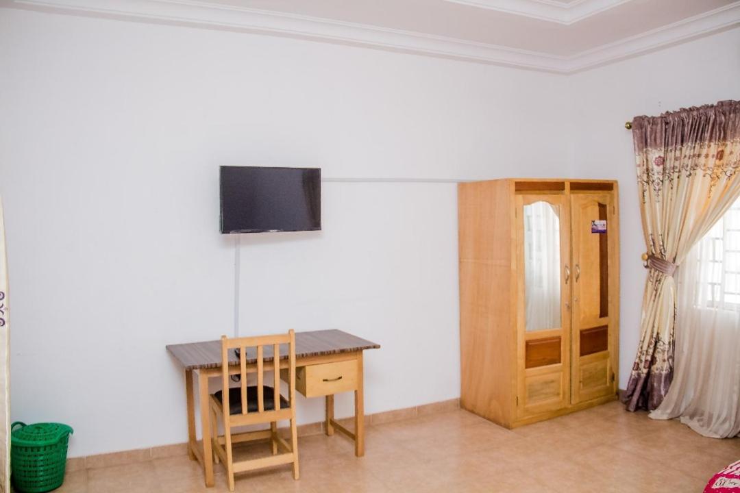 Elizz Guest House Janman Buitenkant foto