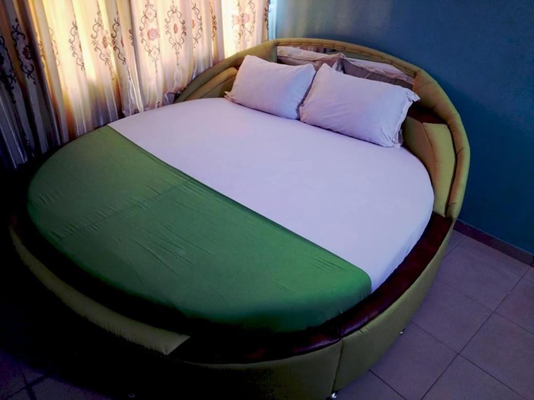 Elizz Guest House Janman Buitenkant foto